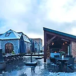Chateau-ferme De Pondrome Nyaraló *