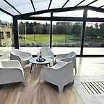 Chateau-ferme De Pondrome