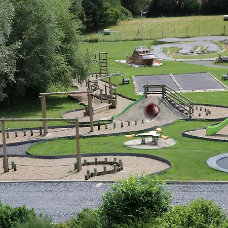 Feriehus Chateau-ferme De Pondrome *