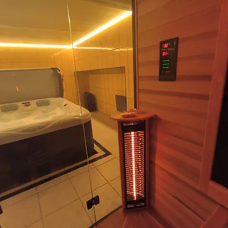 Chateau-ferme De Pondrome Feriehus Beauraing