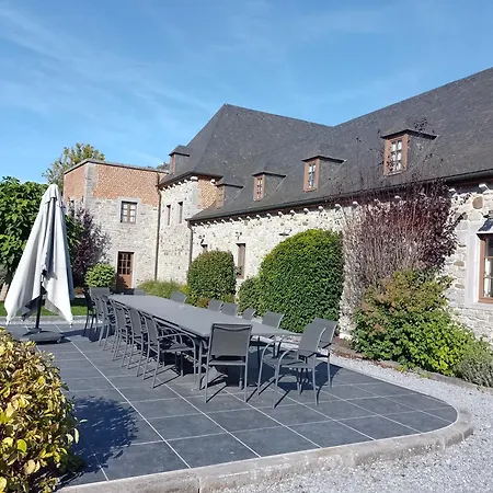 Chateau-ferme De Pondrome