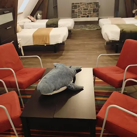 Chateau-ferme De Pondrome *