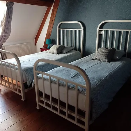 Chateau-ferme De Pondrome *