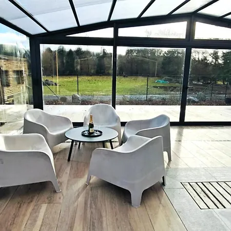 Chateau-ferme De Pondrome