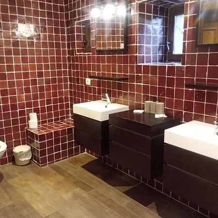 Chateau-ferme De Pondrome Feriehus Beauraing