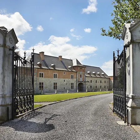 Chateau-ferme De Pondrome Feriehus