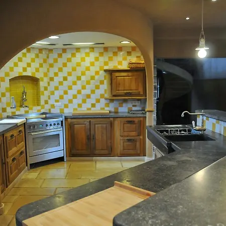 Chateau-Ferme De Pondrome Tatil Evi Beauraing